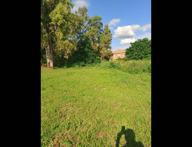 LAND FOR SALE IN LADY SELBORNE
